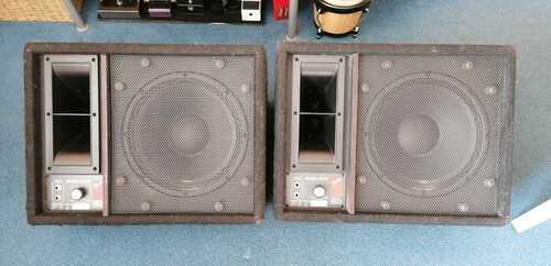 Fender 1272x Stage Monitors x2