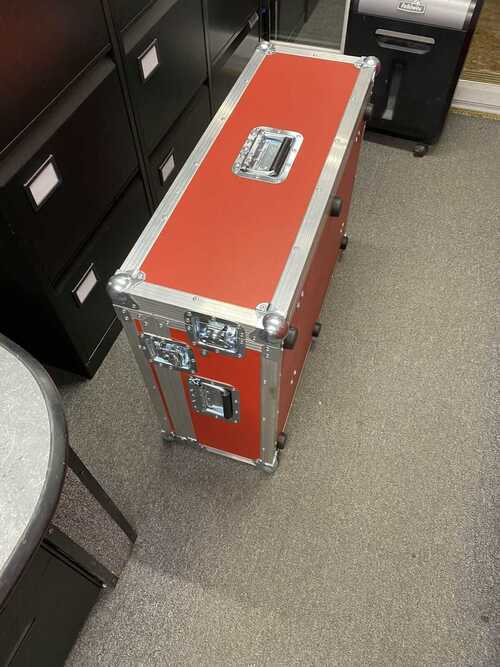 Denon DJ Prime 4 Swanfight custom Flight Case Red 2U space