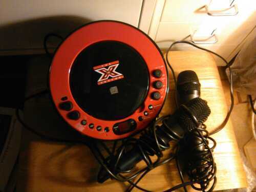 X Factor Karaoke machine PLUS Discs