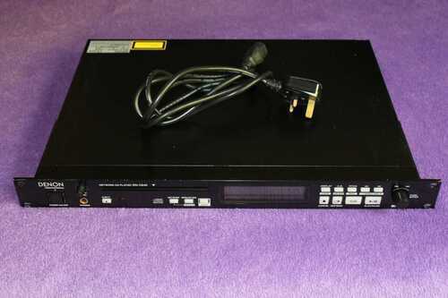 DENON DN-C640 SLOT-IN NETWORK CD PLAYER ( GOOD CONDITION ) ..