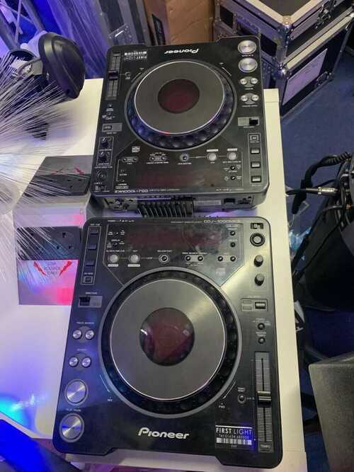 Pioneer CDJ 1000 Mk2 With DJM 600 Mixer DJ Package