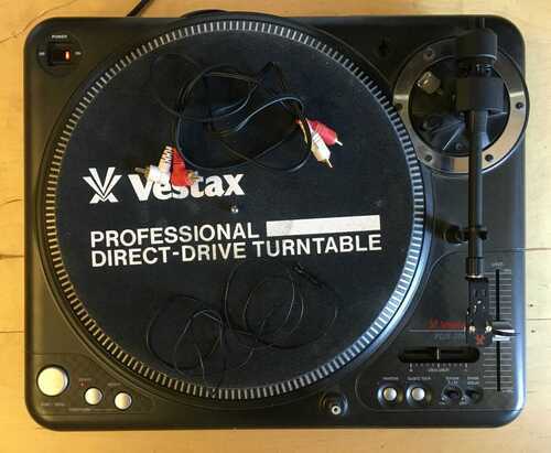 Vestax PDX 3000 DJ Turntable MIDI-pitch controllable deck, Ultra Pitch 1 of 2