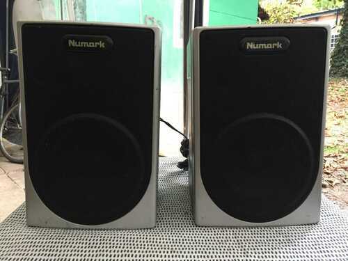 NUMARK M20 ACTIVE STUDIO/ DJ MONITORS