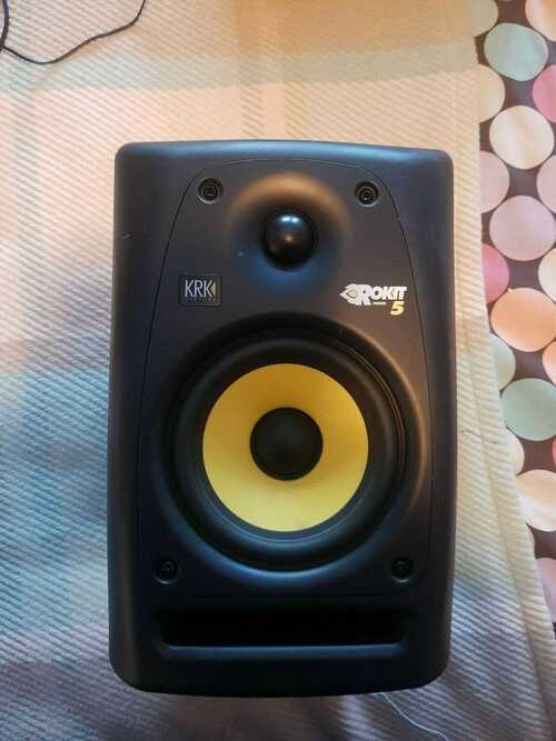 KRK rokit 5 speaker