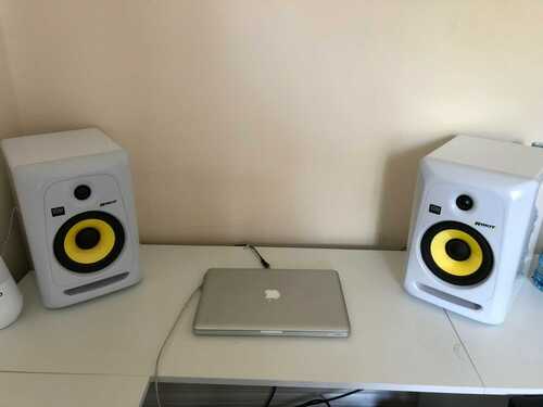 2x Krk Rokit 6 Speakers, White, RP6G3w, Limited edition QUICK SALE!