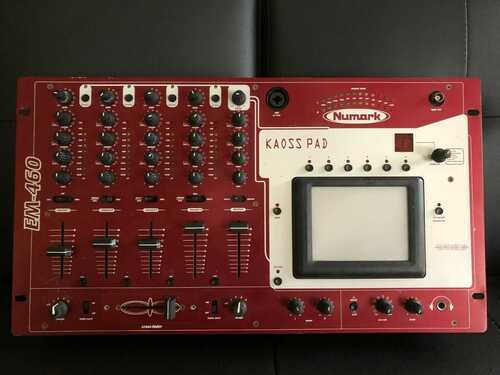 Numark EM-460 is a 4 channel Kaoss Pad (used one slight defect)