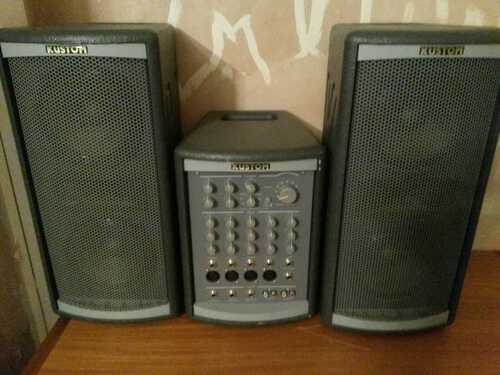 KUSTOM SYSTEM ONE PORTABLE P.A. AMP + SPEAKERS