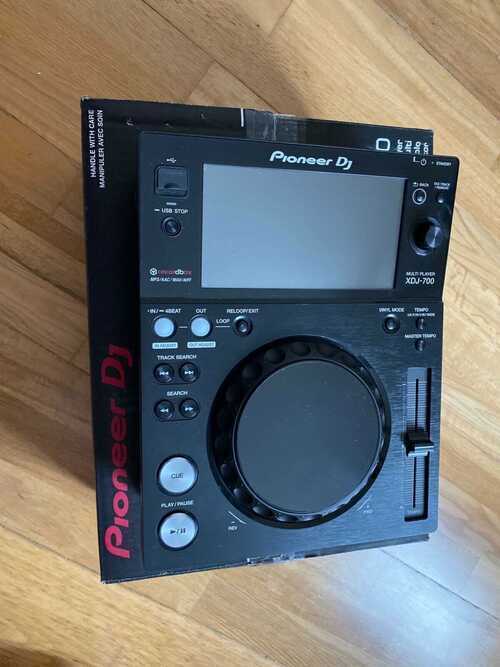 Pioneer DJ XDJ-700