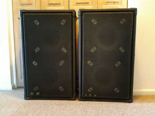Pair of unbranded PA speakers (2 x 12 inch)