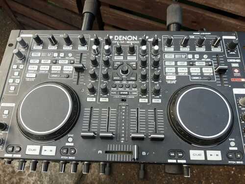 DENON MC6000 DJ MIXER/CONTROLLER