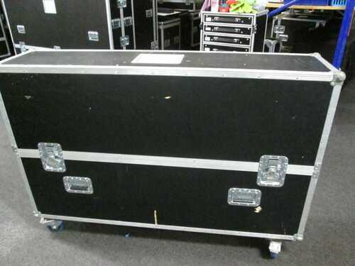 Ex Hire Flight Case 153cm x 36cm x 106cm catches and wheels working Used