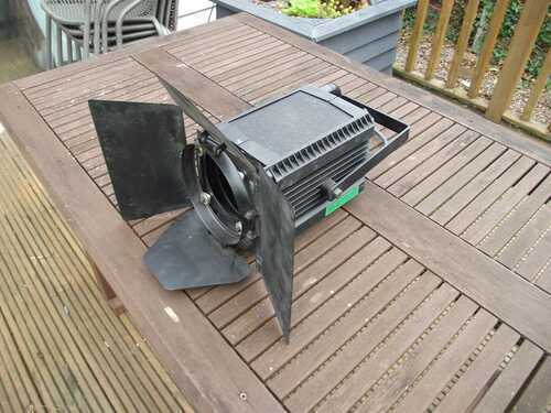 Spares or repairs Comar 500watt fresnel with barn door