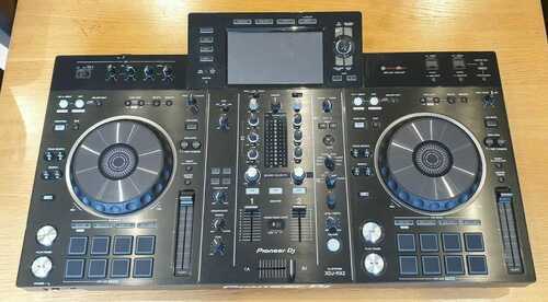 Pioneer DJ XDJ-RX2 2-Channel All-In-One DJ System - Black - BOXED w/ Cables etc.