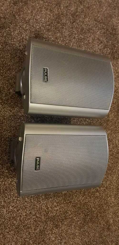 PAIR OF PULSE ACTIVE30 WALL MOUNTABLE SPEAKERS