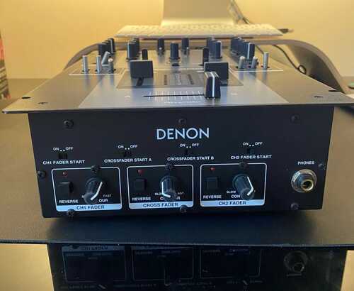 Denon DN-X300. Digital DJ Mixer.