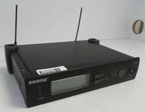 Shure SLX4 Wireless Microphone Receiver