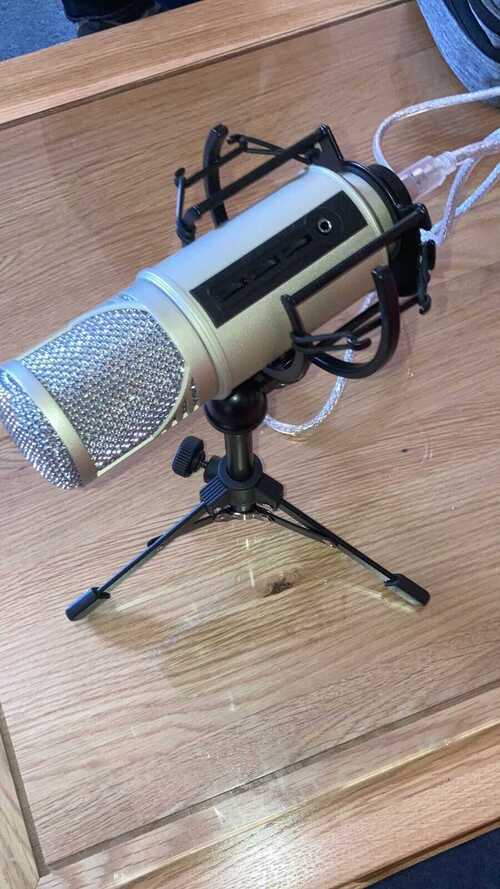 Studio usb microphone with Tripod