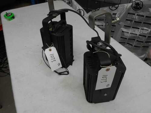 CCT Minuette Fresnel Stage Lights (takes 650w Halogen lamps) x 2 Lot 1073
