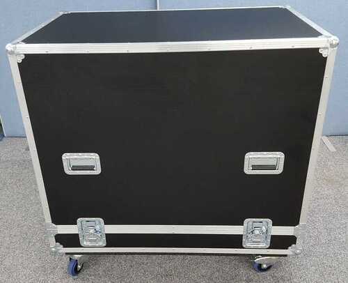 Large foam lined flight case on lockable wheels