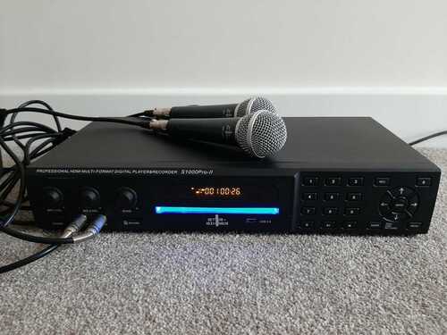 Karaoke Starsinger S1000Pro-11 with Mikes and CDs