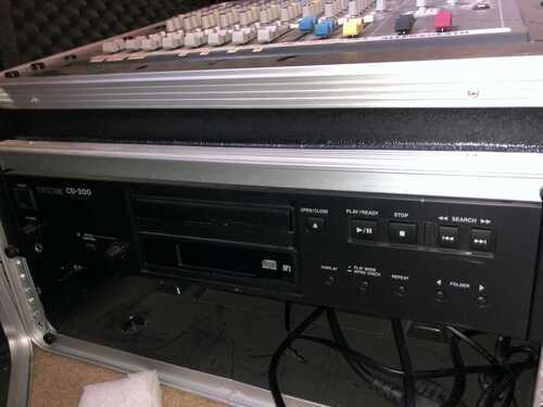 Tascam CD 200 CD player with box and owned from new -rack mounted -immaculate