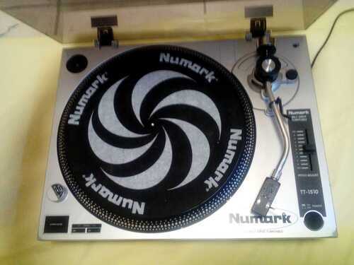 Numark TT-1510 PROFESSIONAL DJ GRADE TURNTABLE DECK Good working order