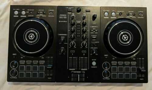 Pioneer DDJ-400 2-Channel DJ Controller - Black WITH PADDED BRANDED CASE - VGC