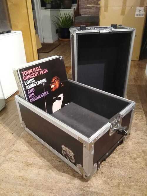 Road Ready large wheeled record box trolley flight case - 120+ 12inch vinyl