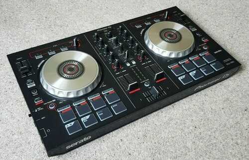 Pioneer DDJ SB2 DJ Controller with Original Box (Excellent Condition)