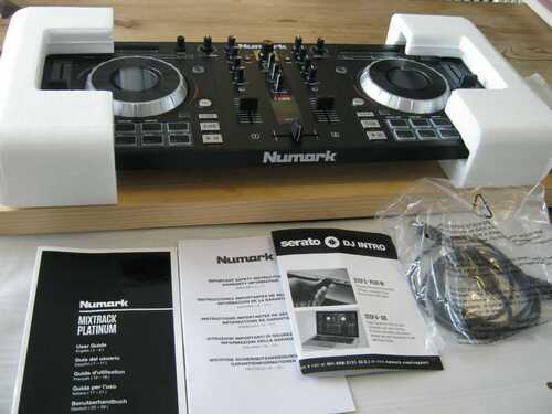 Numark Mixtrack Platinum 4-Deck DJ controller with Jog Wheel Serato DJ Intro