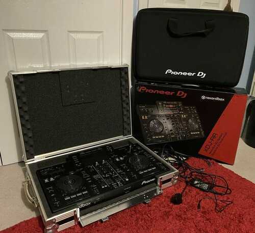 Pioneer xdj-rr + 2 Cases, Cables and Original Packaging