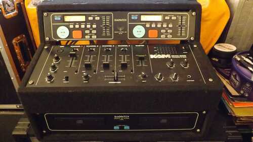 KAM GMX 500 Professional DJ Mixer with Twin CD Player in case