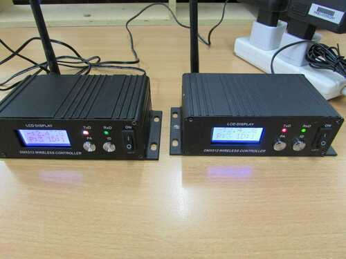 2 x Wireless DMX512 Transmitter / Receivers for Lighting with Display,16 Channel