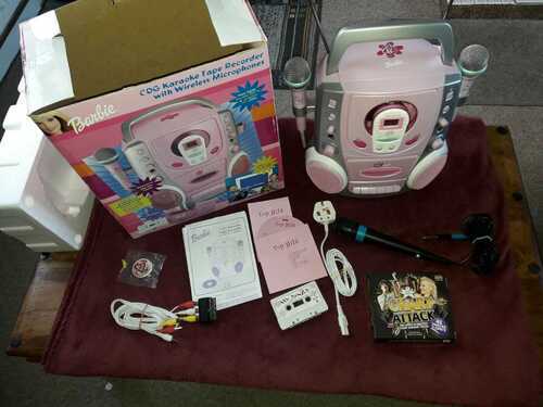 BARBIE RARE 2003 CD+G KARAOKE MACHINE CD +TAPE RECORDER, WIRELESS MICS + EXTRAS