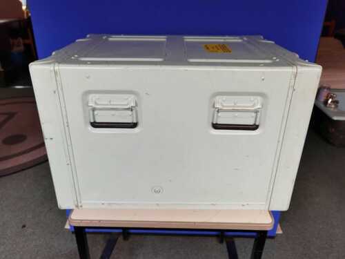 8u shock mounted flight case , EDAK milex 48cm deep ,lightweight swiss made