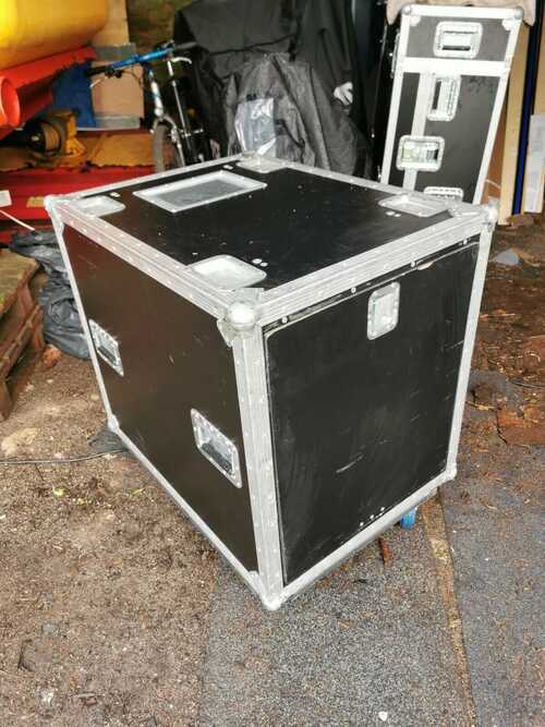 12U deep (770mm) tour grade wheeled flight case flightcase