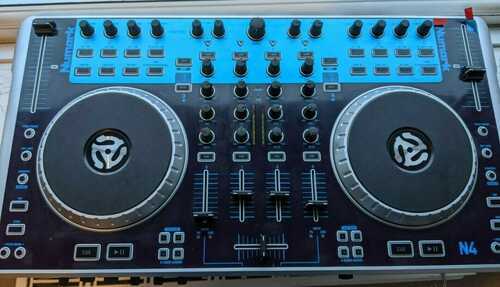 Numark N4 Digital DJ controller and mixer - vgc, boxed, w/orig power+usb leads