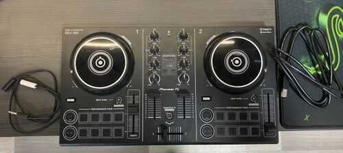 Pioneer DDJ-200 Mint condition