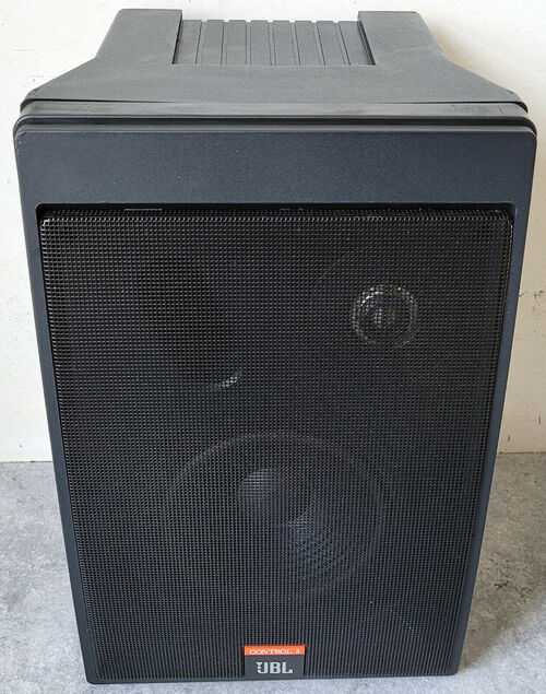 JBL Control 5 Passive 2-Way Professional Speaker Monitor. Excellent condition.