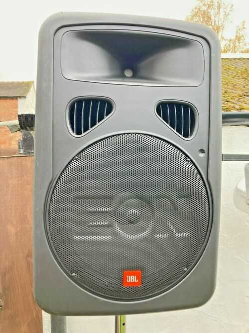 JBL EON G2 15 inch Powered Speakers (Pair)