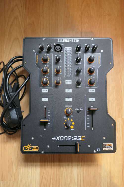 AllenandHeath DJ Mixer Xone:23C