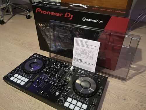 Pioneer DDJ-800 DJ Controller - Perfect conditions with original box and manuals