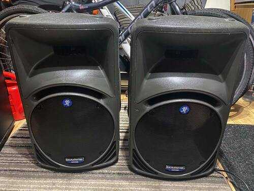 Mackie SRM 450 v1 Active Speakers