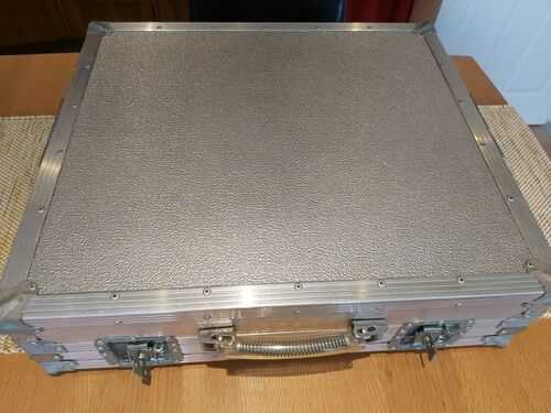 REDUCED  Large Padded Flight Case, 60cms x 67cms x 18cms, V.G.C.