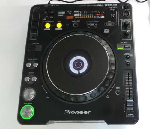 Pioneer CDJ-1000MK2 Turntable DJ Equipment