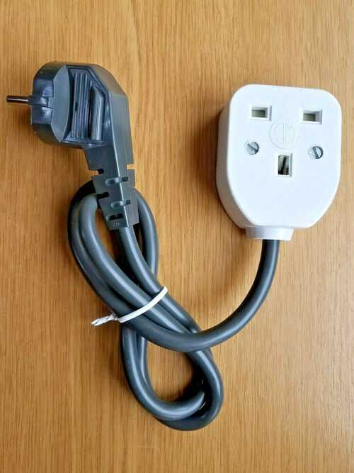 EU Schuko Hybrid-Plug 16A Adapter 60cm Fly-Lead with 13A UK Socket by Hirakawa