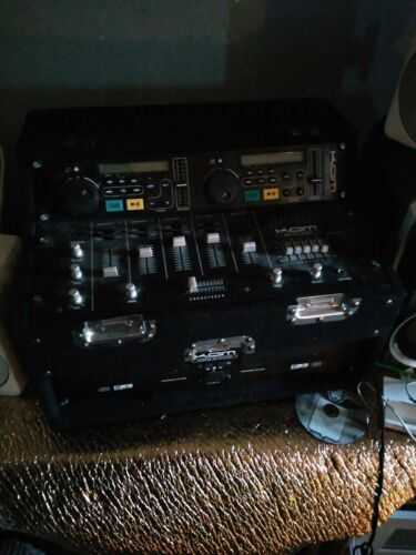 KAM COMPLETE DJ Setup Dual CD player and KAM Mixer in black flight case
