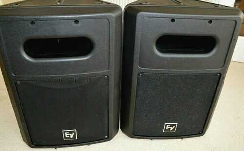 Pair of  Electrovoice EV SB122 Passive 12  400W RMS Sub woofers w/covers. Mint.